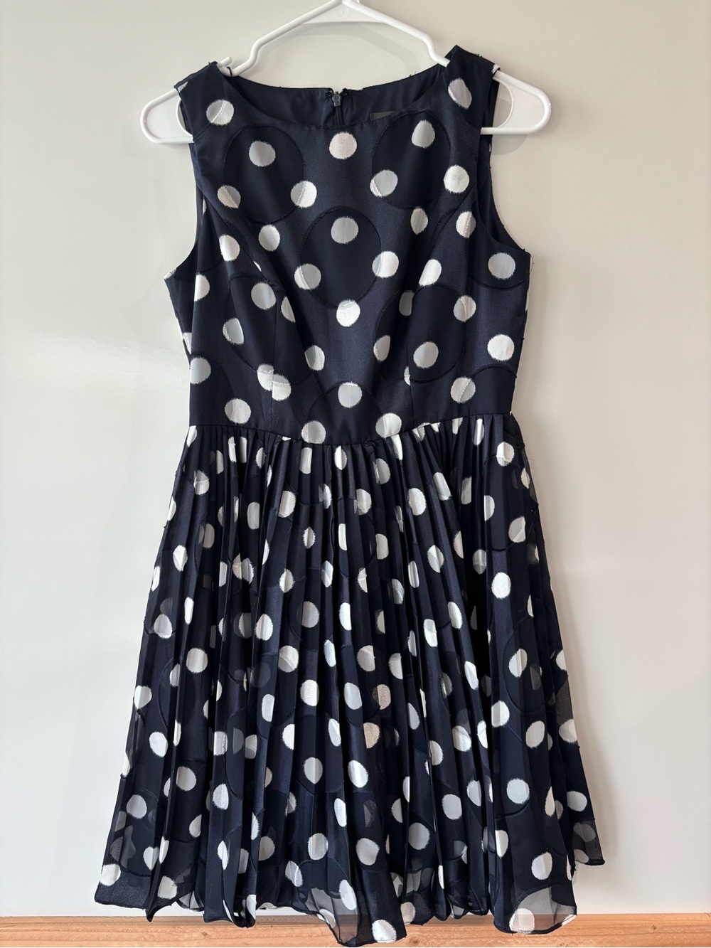 Adrianna Papell Polka Dot Pleated Cocktail Dress Navy Blue White 6P NWOT